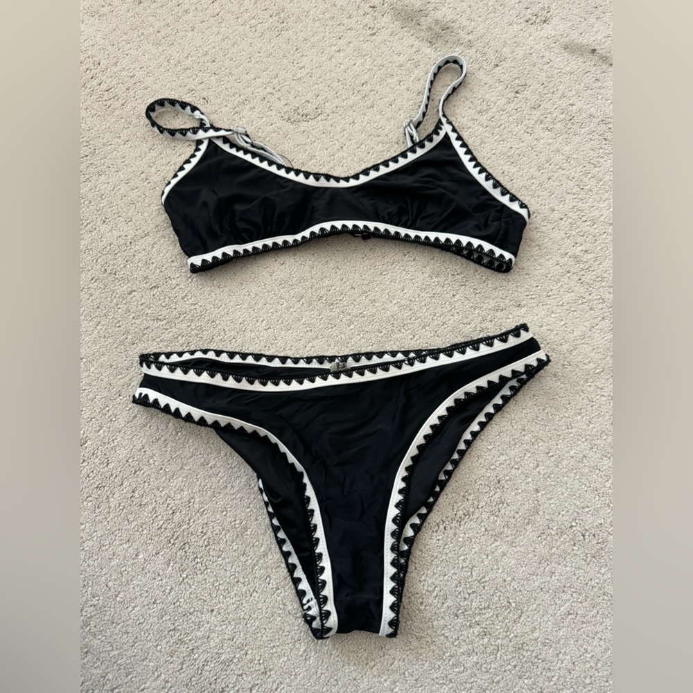 Cupshe bikini set